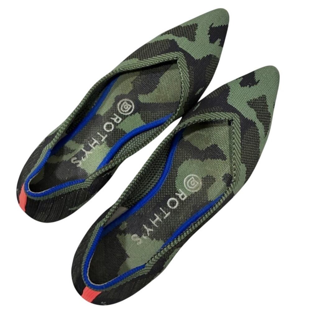 NWOT Rothy’s The Point II Green Camouflage Flat Size 9